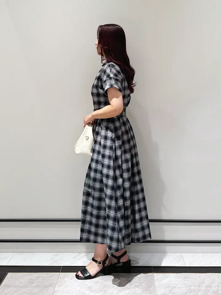 GRACE CONTINENTAL MOMOKO コーディネート画像