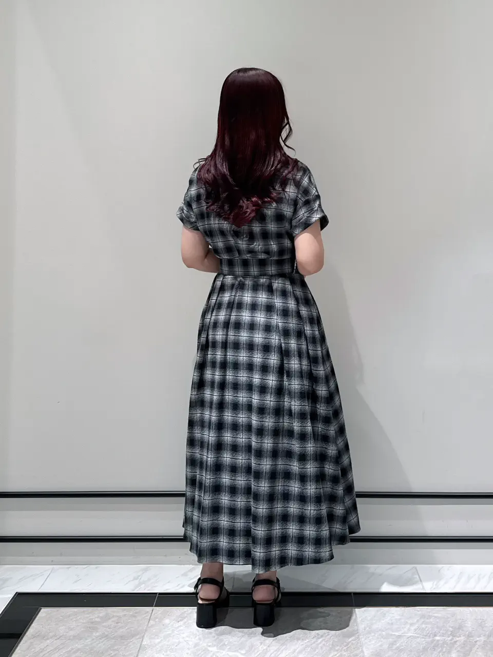GRACE CONTINENTAL MOMOKO コーディネート画像