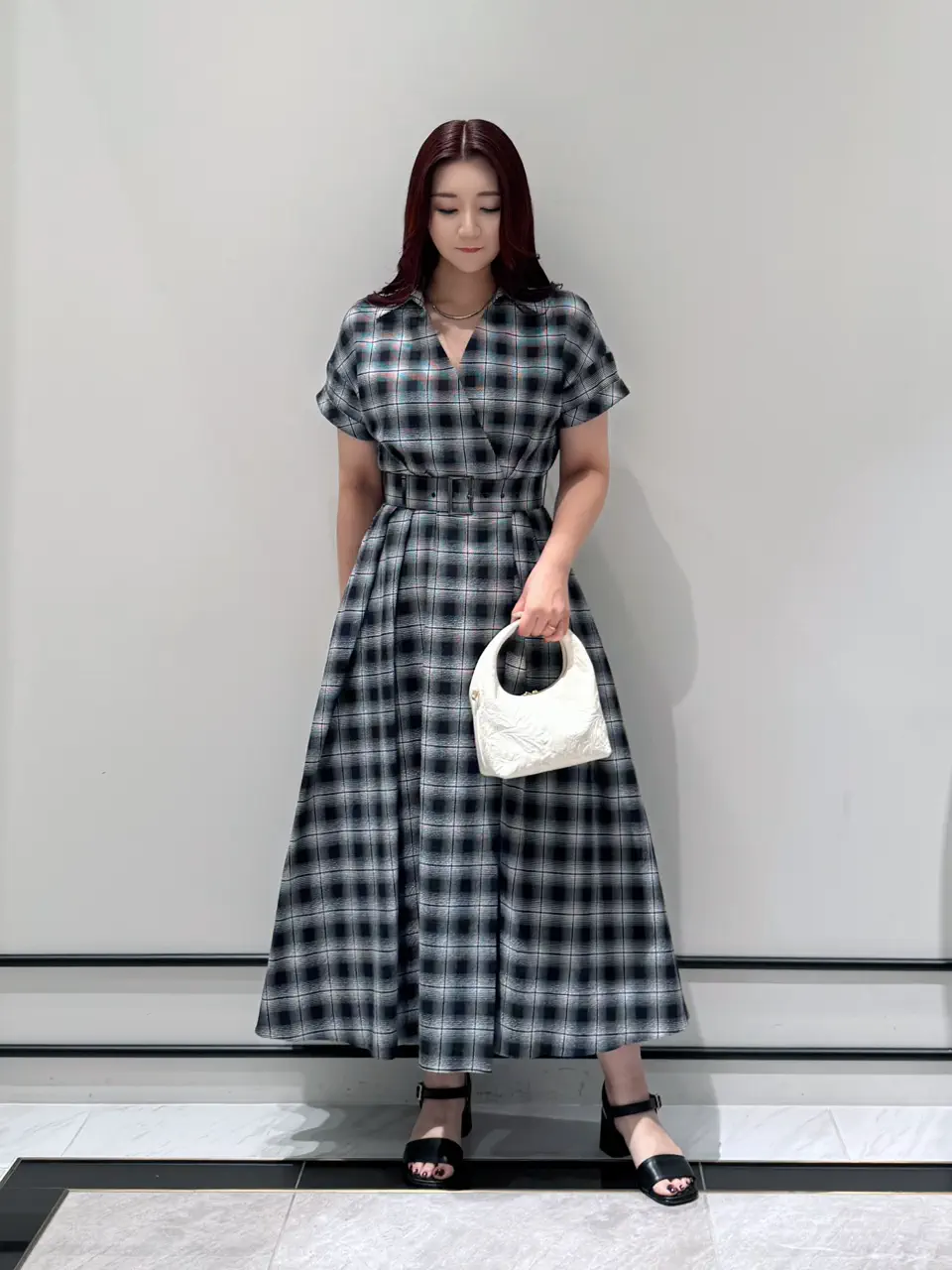 GRACE CONTINENTAL MOMOKO コーディネート画像