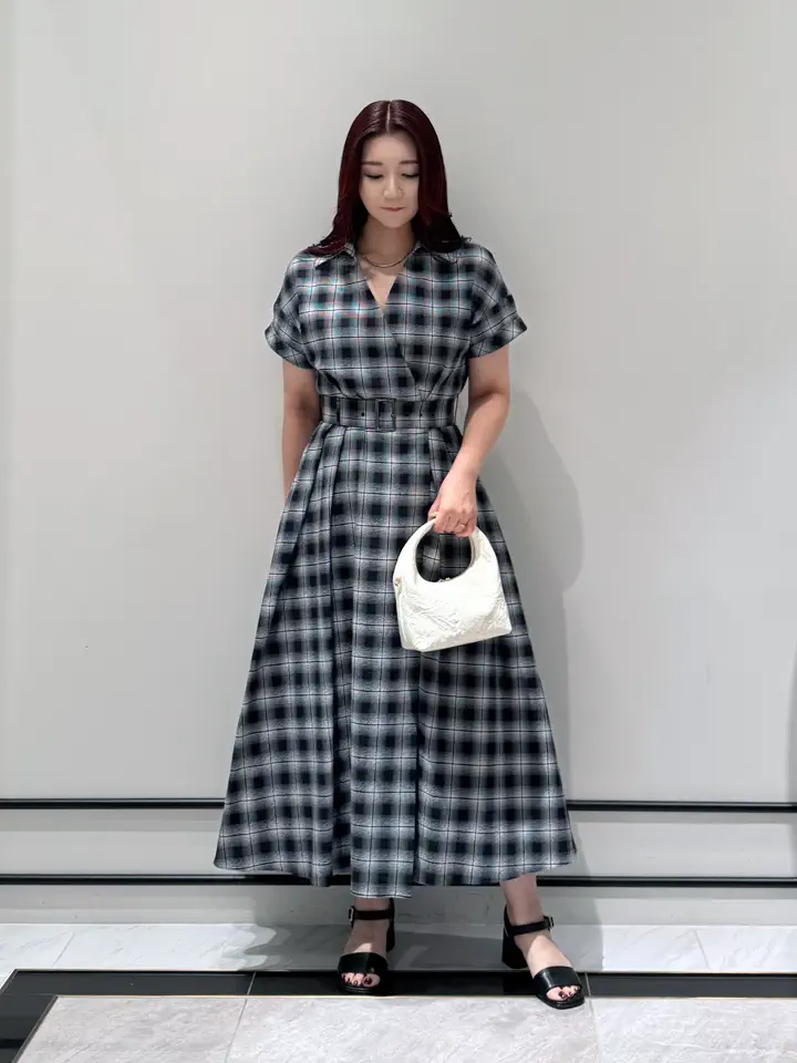 GRACE CONTINENTAL MOMOKO コーディネート画像
