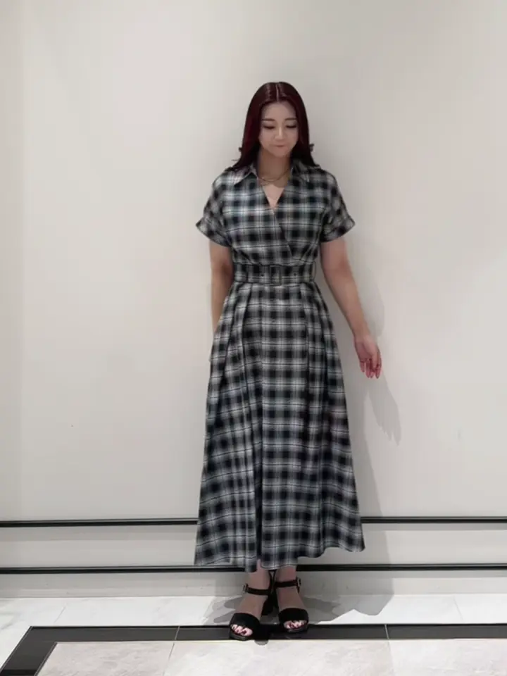 GRACE CONTINENTAL MOMOKO コーディネート画像