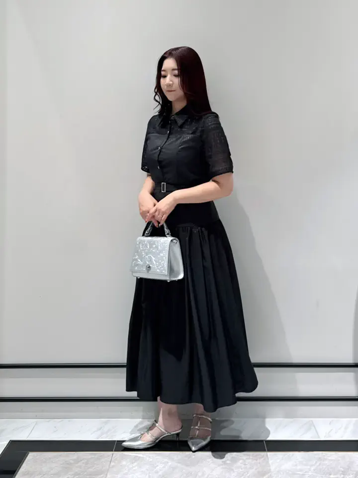 GRACE CONTINENTAL MOMOKO コーディネート画像