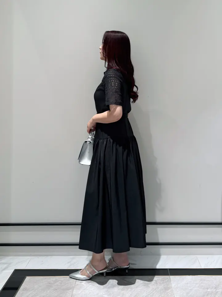 GRACE CONTINENTAL MOMOKO コーディネート画像