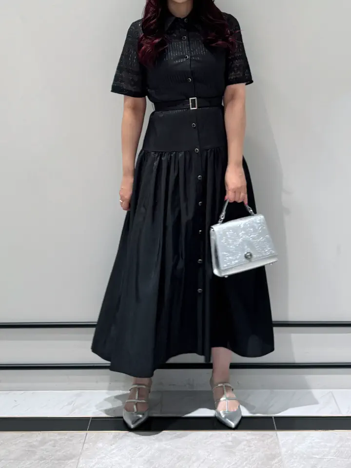 GRACE CONTINENTAL MOMOKO コーディネート画像
