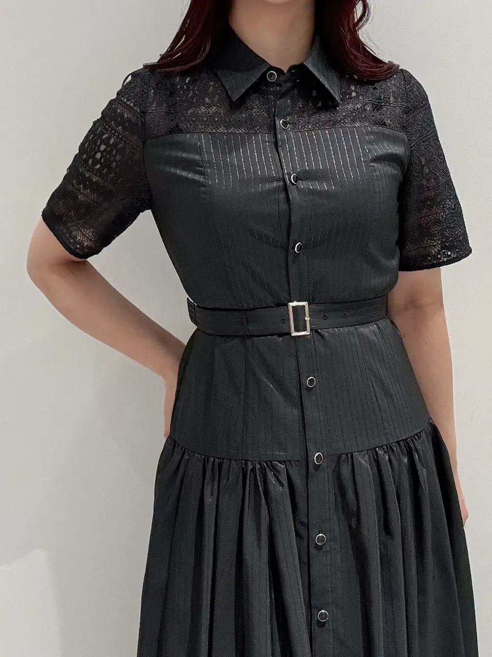 GRACE CONTINENTAL MOMOKO コーディネート画像