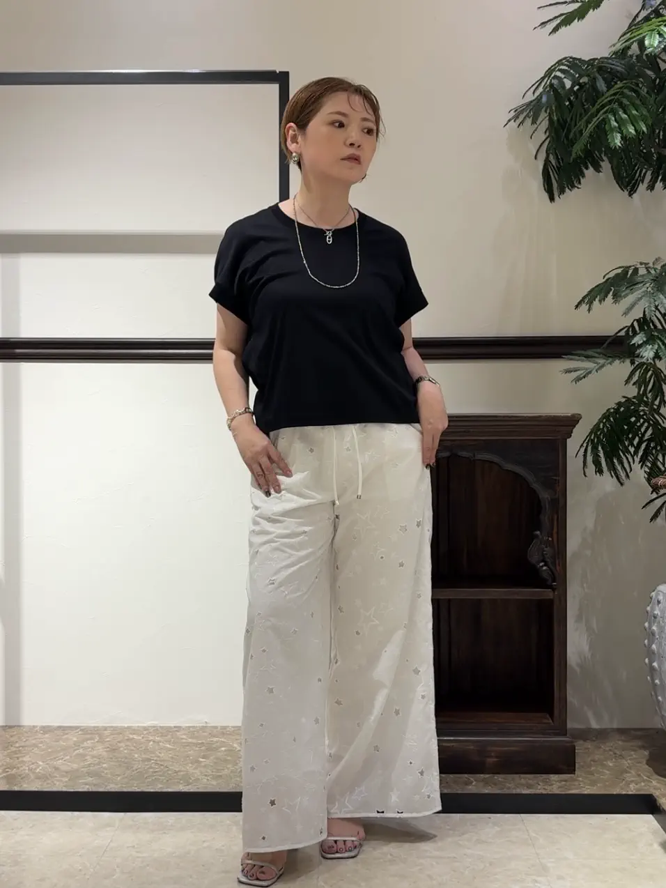 GRACE CONTINENTAL N.YURI コーディネート画像