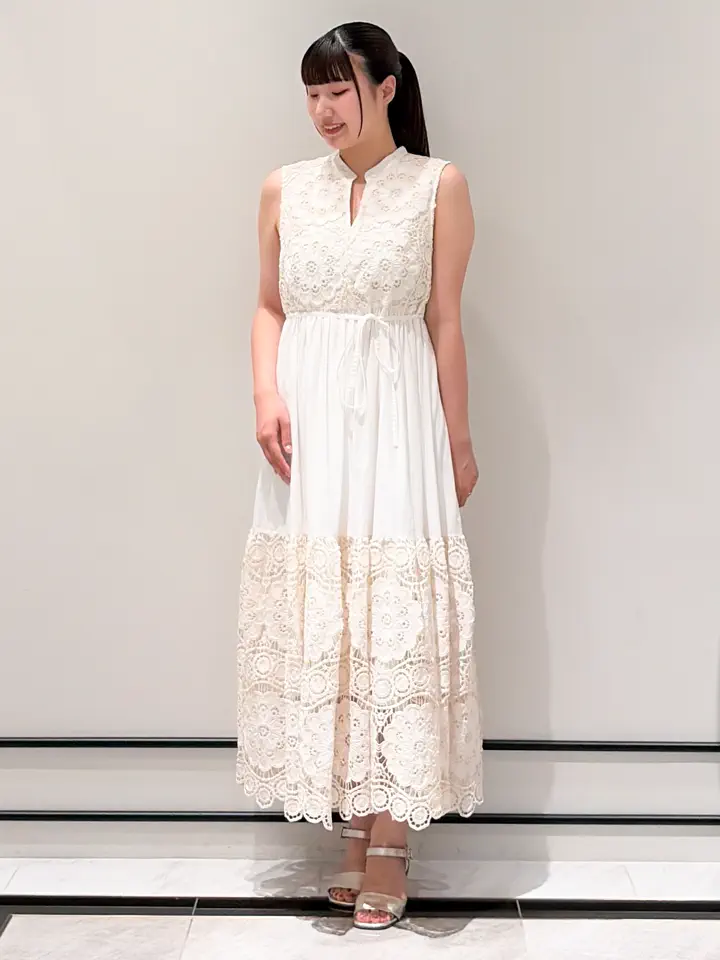 GRACE CONTINENTAL CHISAKO.S コーディネート画像