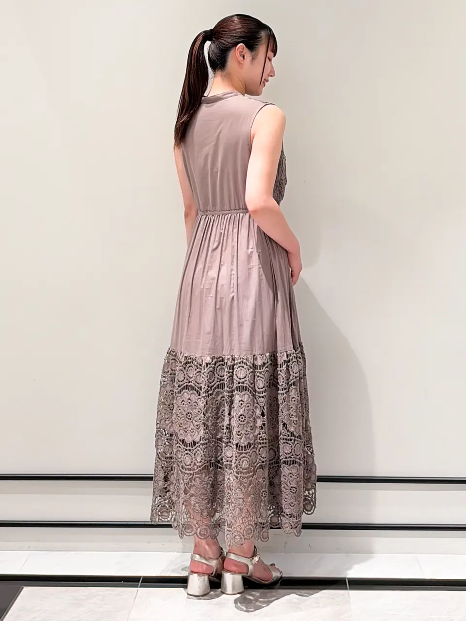 GRACE CONTINENTAL CHISAKO.S コーディネート画像