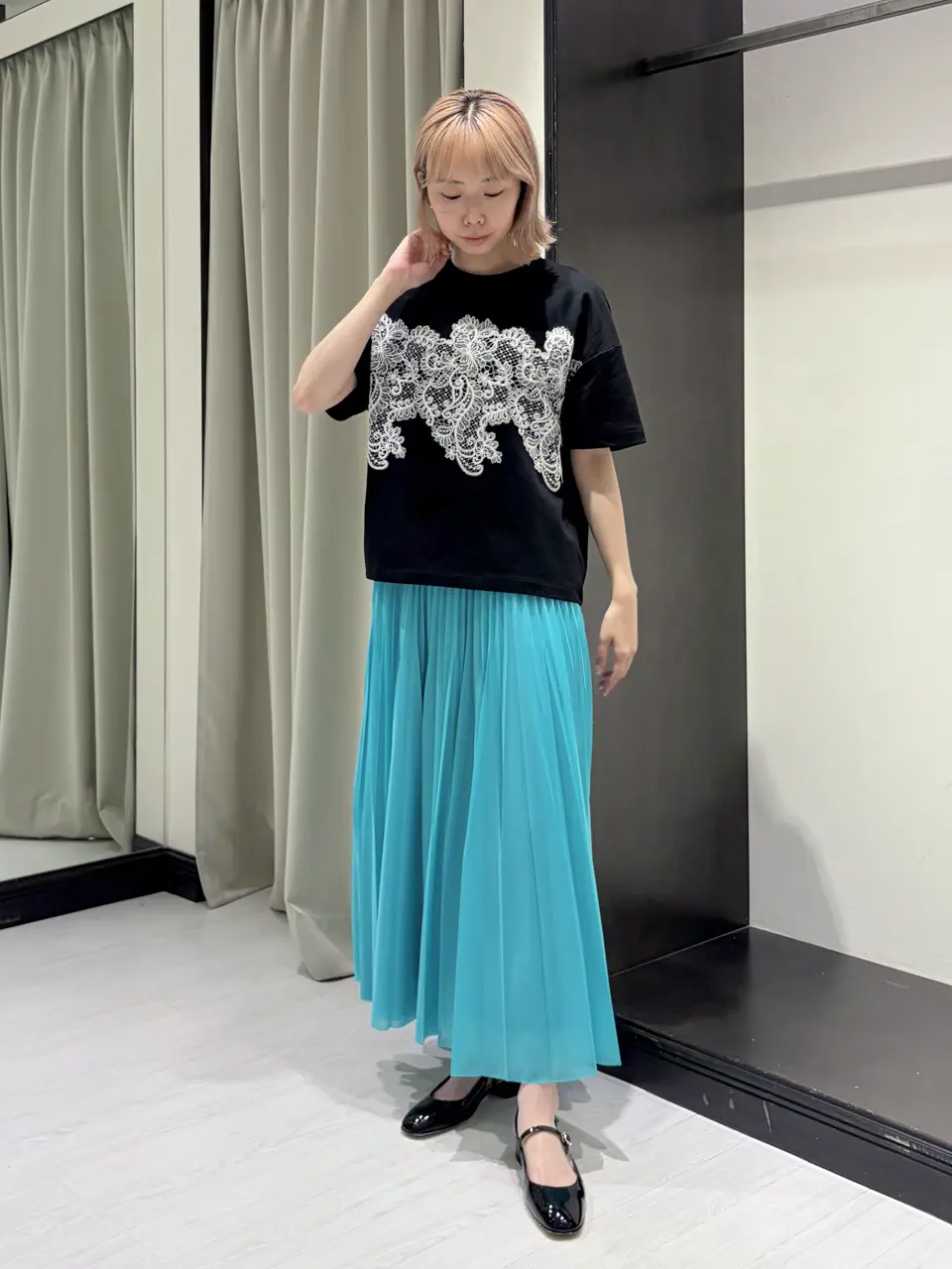 GRACE CONTINENTAL Abe コーディネート画像