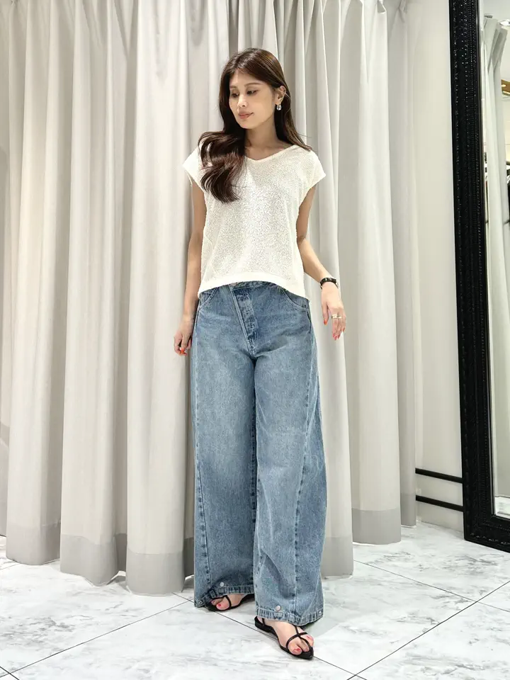 GRACE CONTINENTAL 志田　悠 コーディネート画像