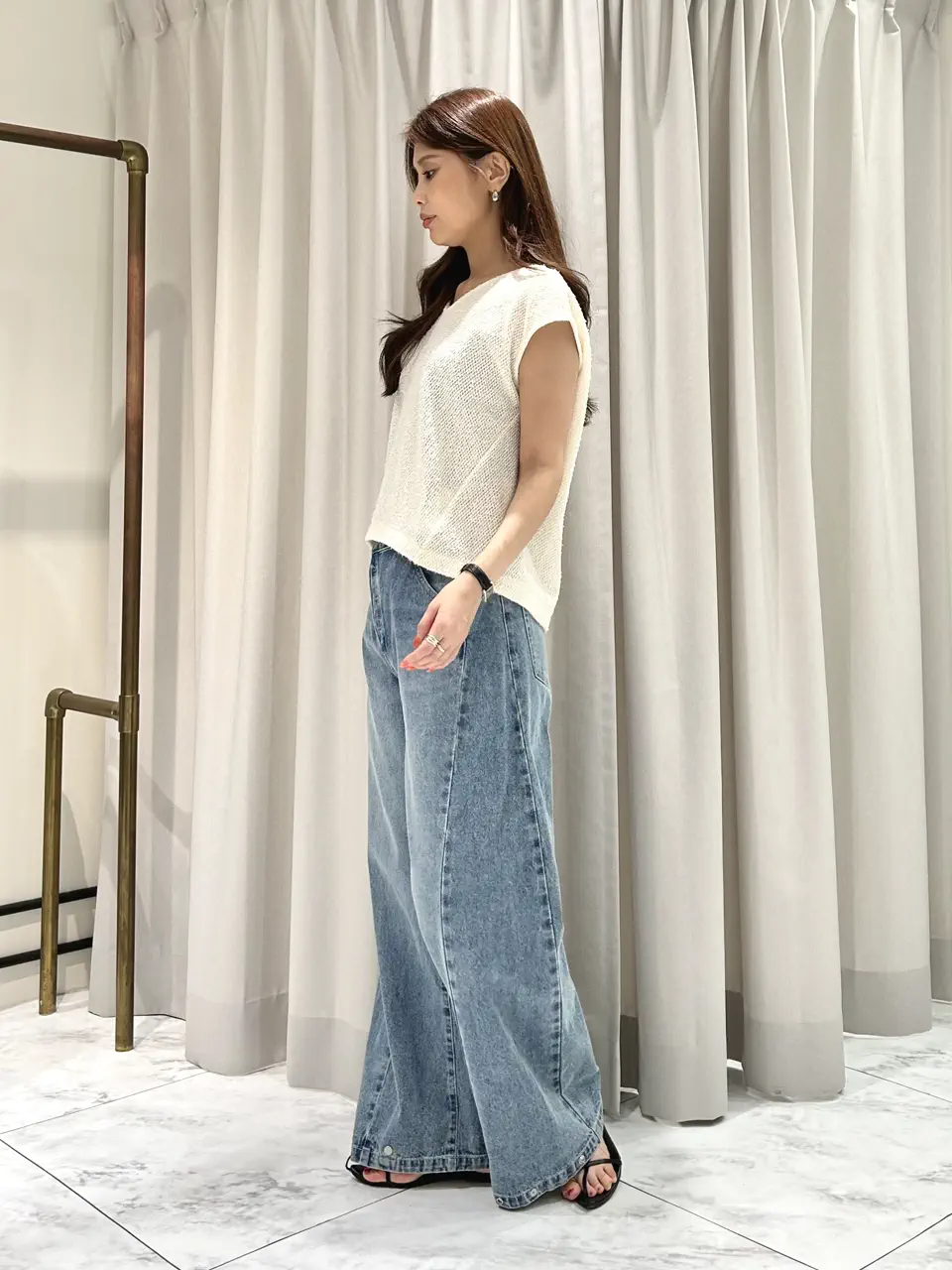 GRACE CONTINENTAL 志田　悠 コーディネート画像