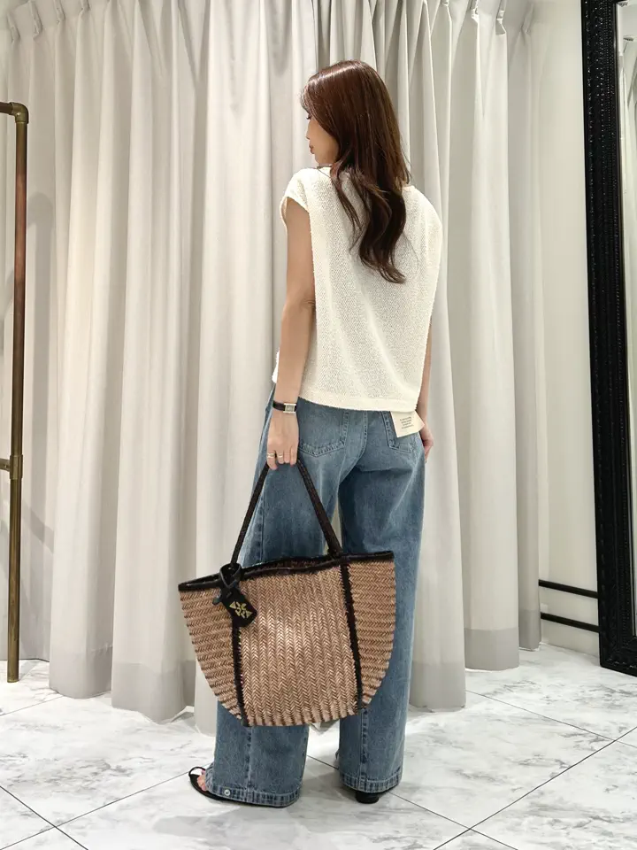GRACE CONTINENTAL 志田　悠 コーディネート画像