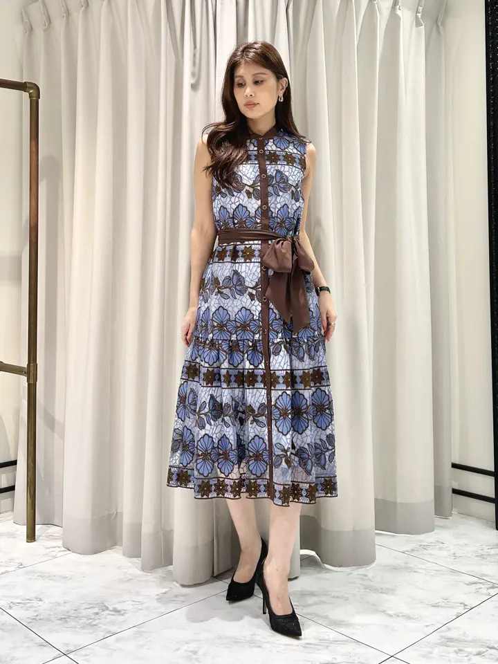 GRACE CONTINENTAL 志田　悠 コーディネート画像