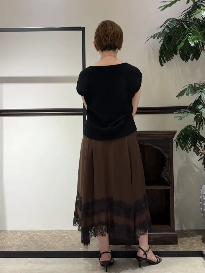 GRACE CONTINENTAL N.YURI コーディネート画像