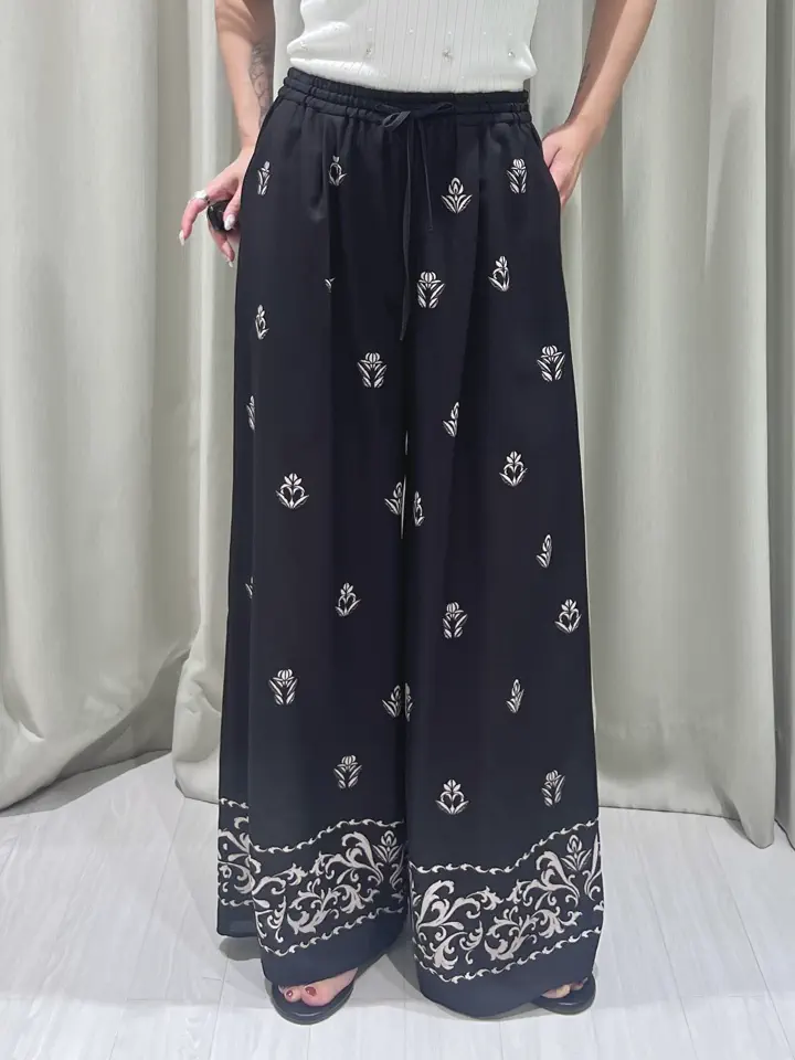 GRACE CONTINENTAL NORIA コーディネート画像