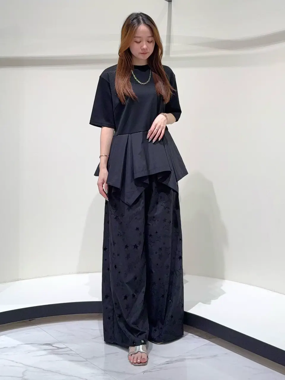 GRACE CONTINENTAL Suzuka コーディネート画像