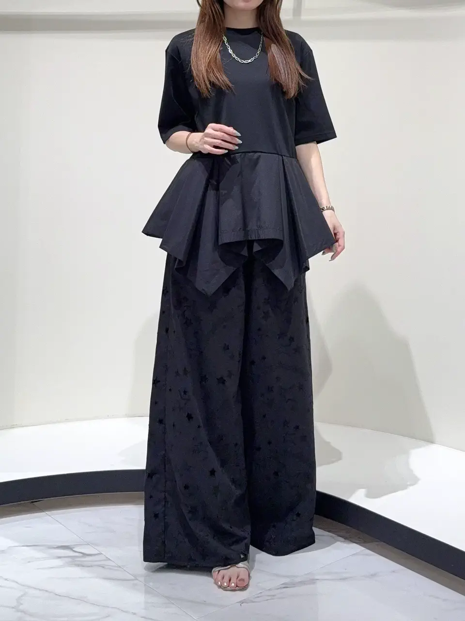 GRACE CONTINENTAL Suzuka コーディネート画像