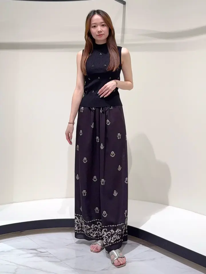 GRACE CONTINENTAL Suzuka コーディネート画像