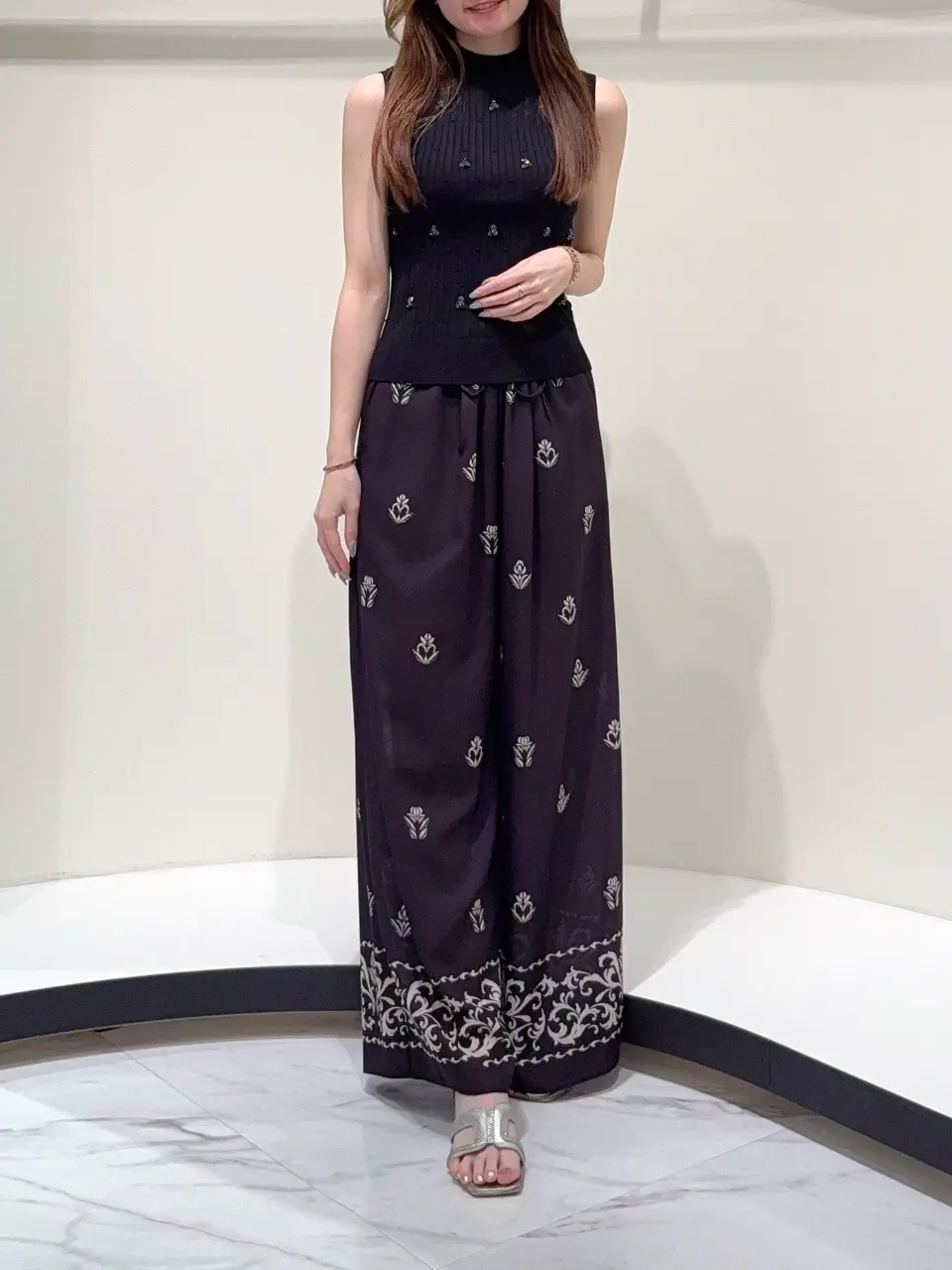 GRACE CONTINENTAL Suzuka コーディネート画像