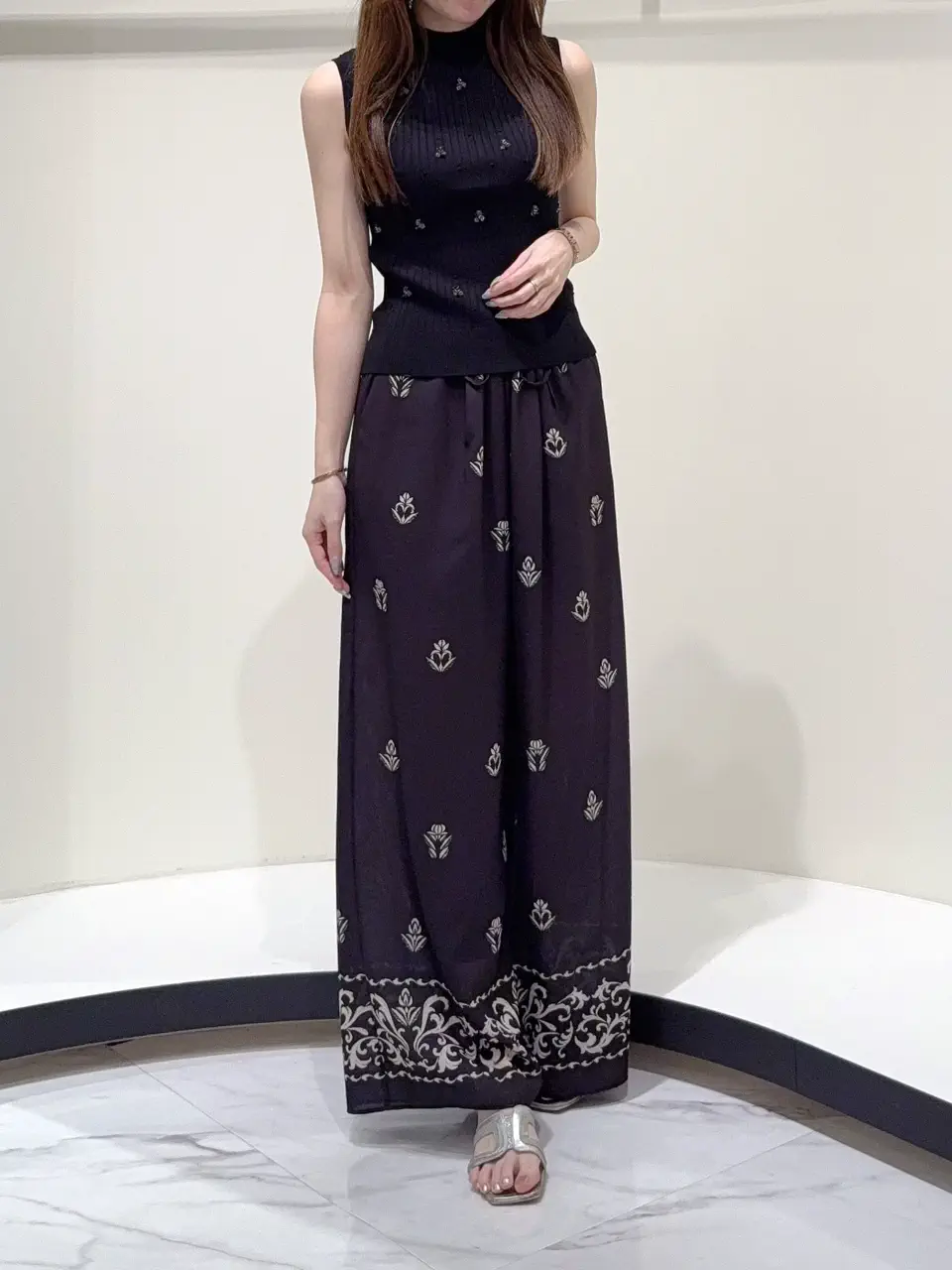 GRACE CONTINENTAL Suzuka コーディネート画像