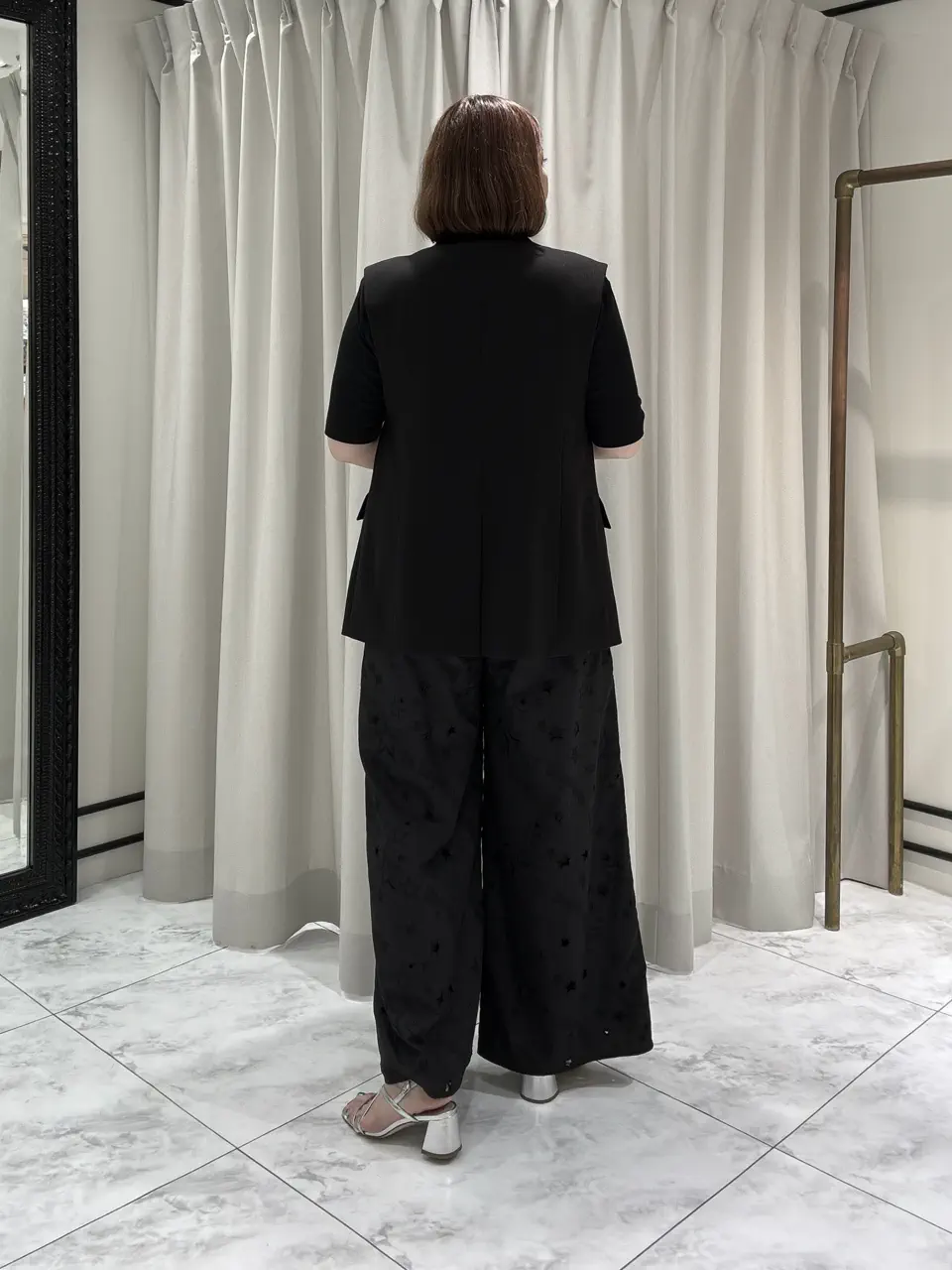 GRACE CONTINENTAL Izumi コーディネート画像
