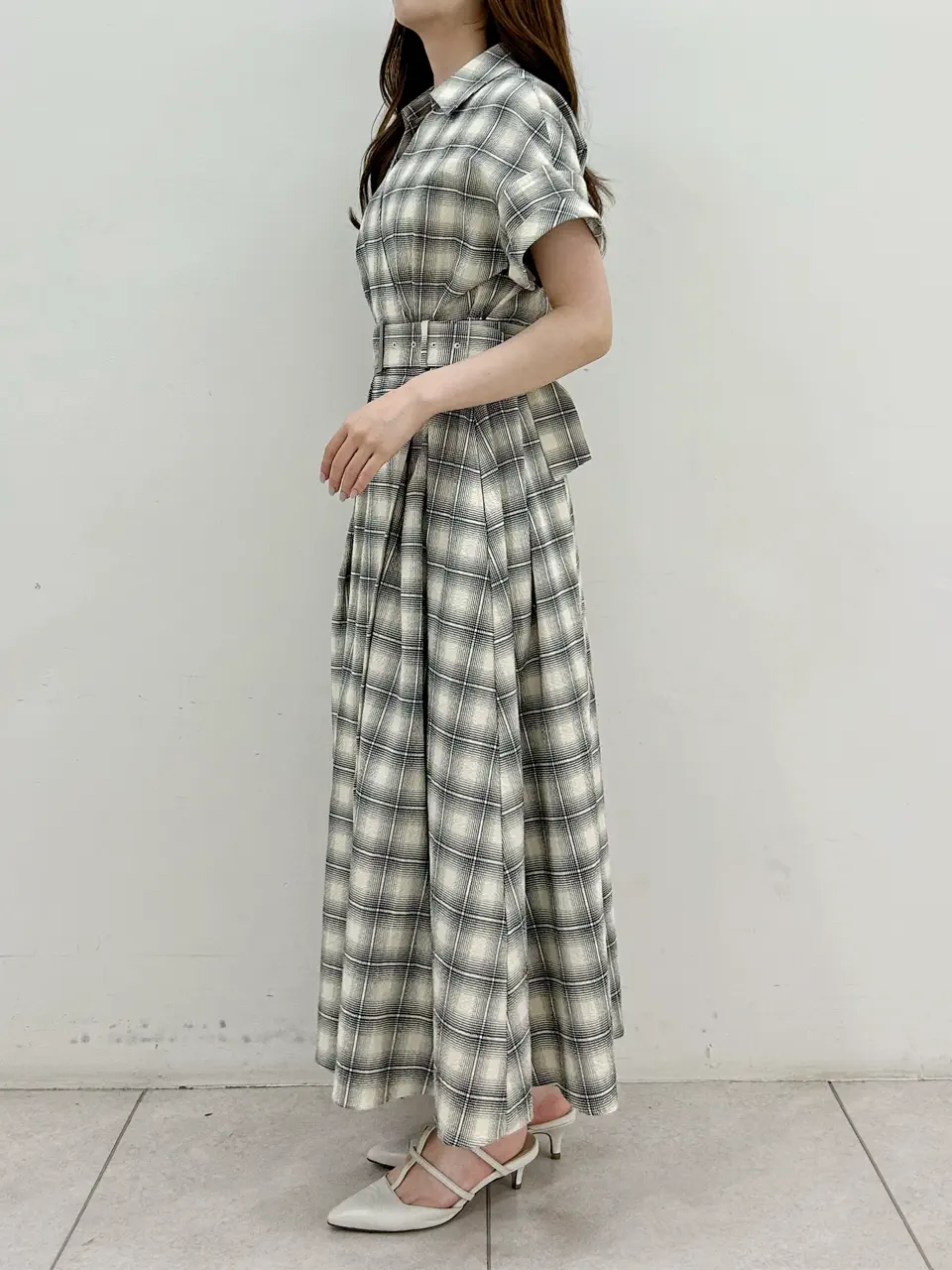 GRACE CONTINENTAL Miu Akamatsu コーディネート画像