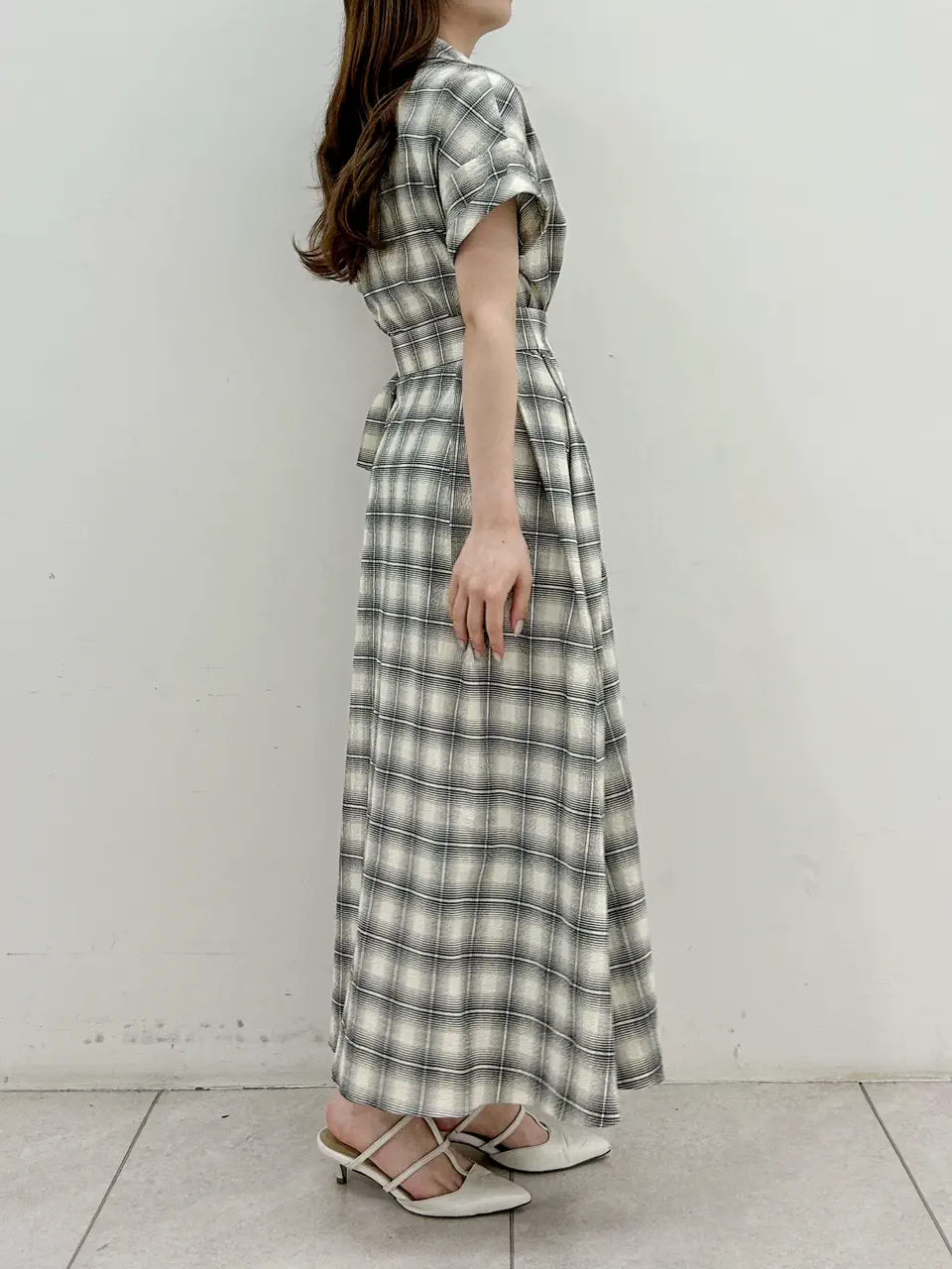 GRACE CONTINENTAL Miu Akamatsu コーディネート画像