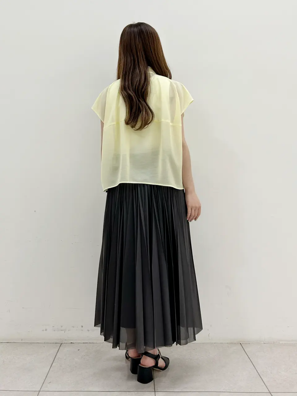GRACE CONTINENTAL Miu Akamatsu コーディネート画像
