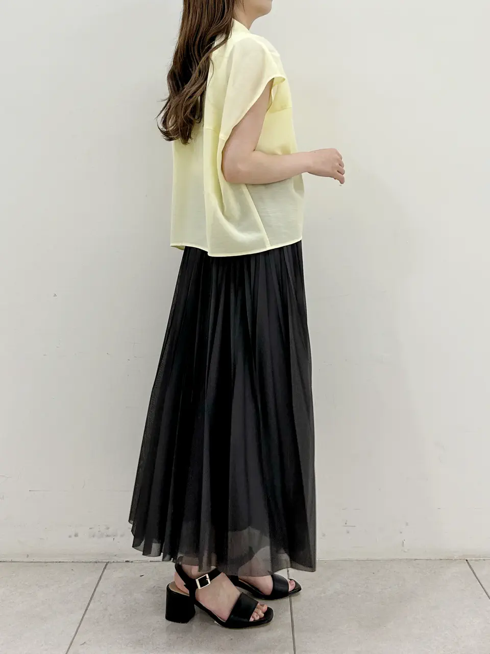 GRACE CONTINENTAL Miu Akamatsu コーディネート画像