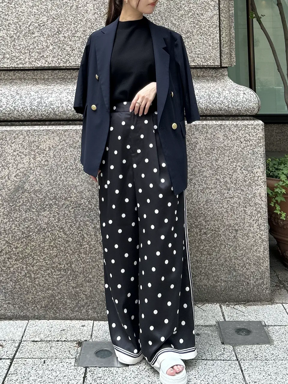  ERINA KATO コーディネート画像