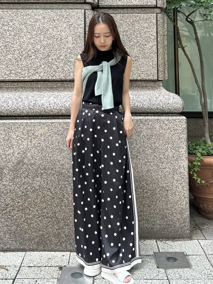 GRACE CONTINENTAL ERINA KATO コーディネート画像