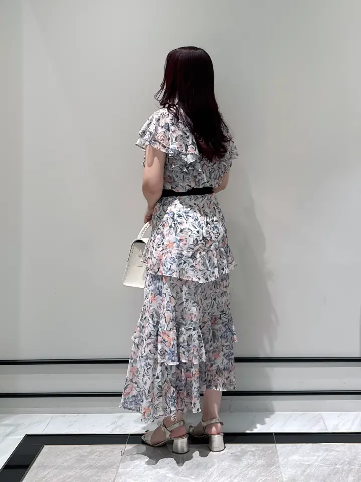 GRACE CONTINENTAL MOMOKO コーディネート画像