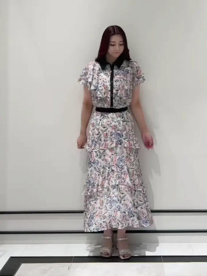 GRACE CONTINENTAL MOMOKO コーディネート画像