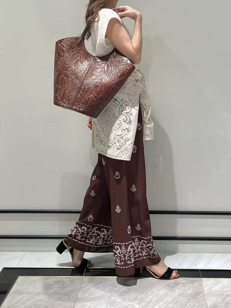 GRACE CONTINENTAL A.Kameyama コーディネート画像