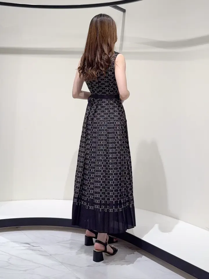 GRACE CONTINENTAL Suzuka コーディネート画像