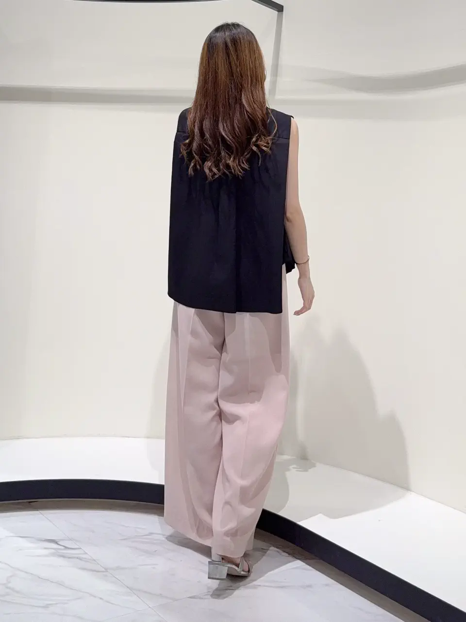 GRACE CONTINENTAL Suzuka コーディネート画像