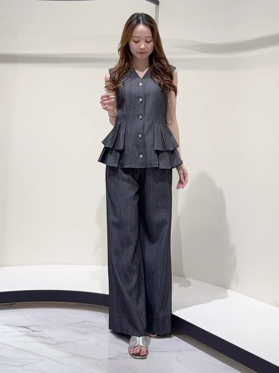 GRACE CONTINENTAL Suzuka コーディネート画像