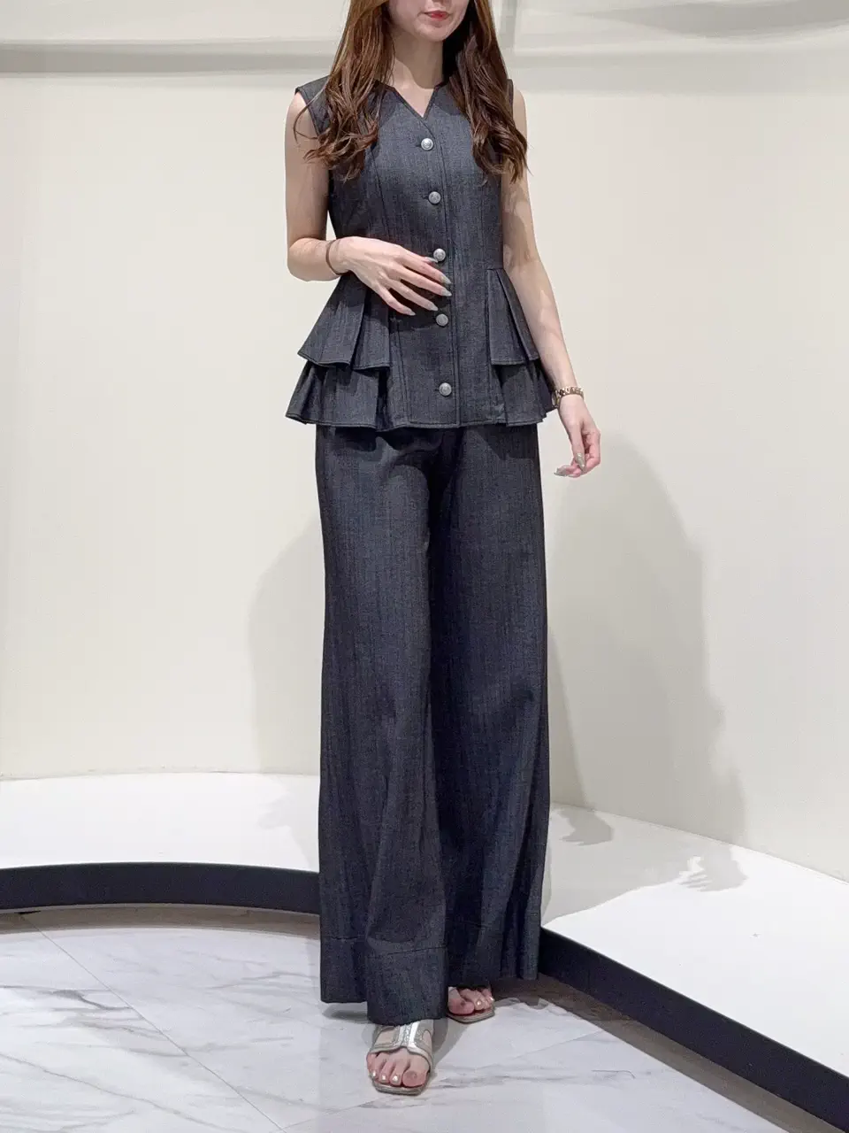 GRACE CONTINENTAL Suzuka コーディネート画像