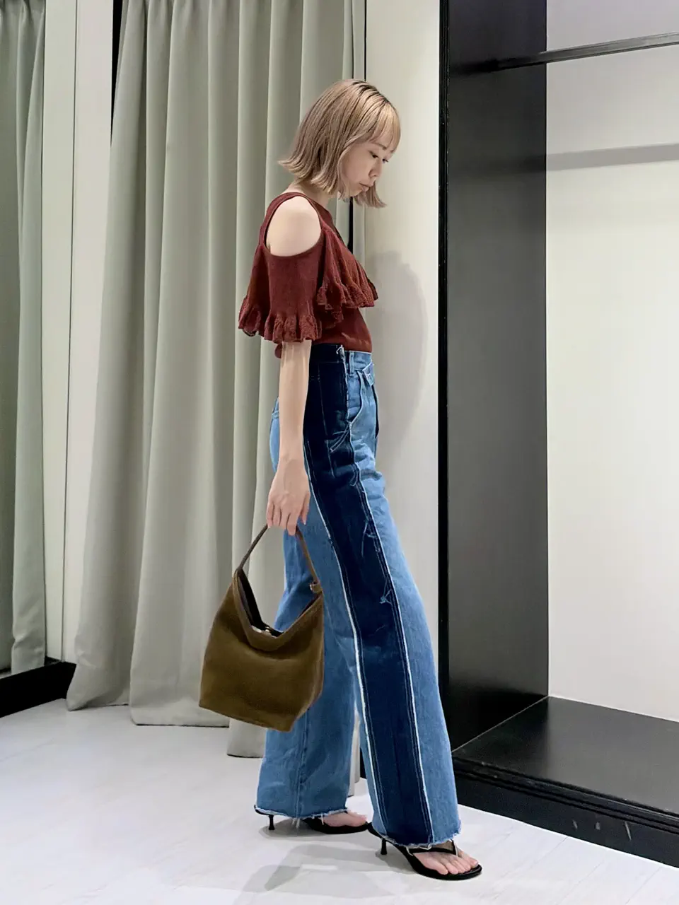 GRACE CONTINENTAL Abe コーディネート画像