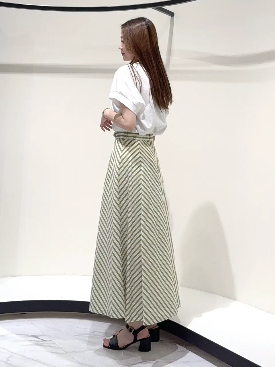 GRACE CONTINENTAL Suzuka コーディネート画像