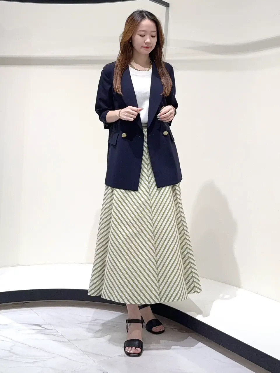 GRACE CONTINENTAL Suzuka コーディネート画像