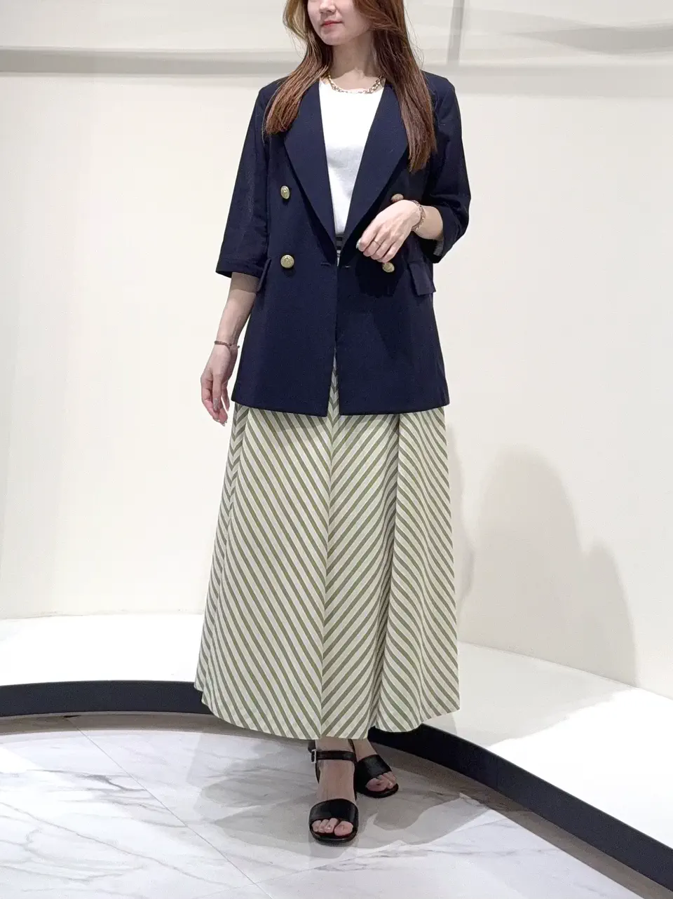 GRACE CONTINENTAL Suzuka コーディネート画像