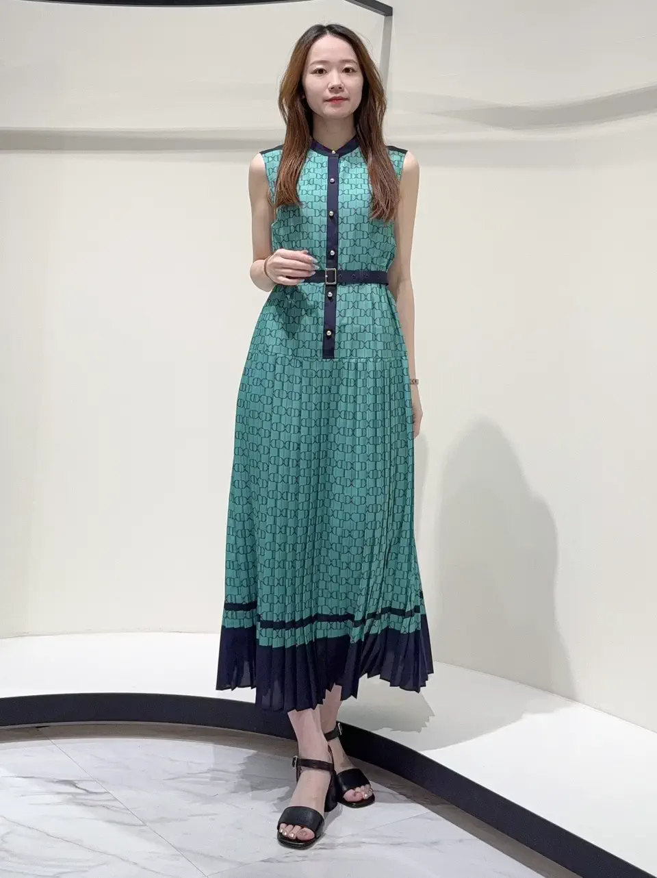 GRACE CONTINENTAL Suzuka コーディネート画像