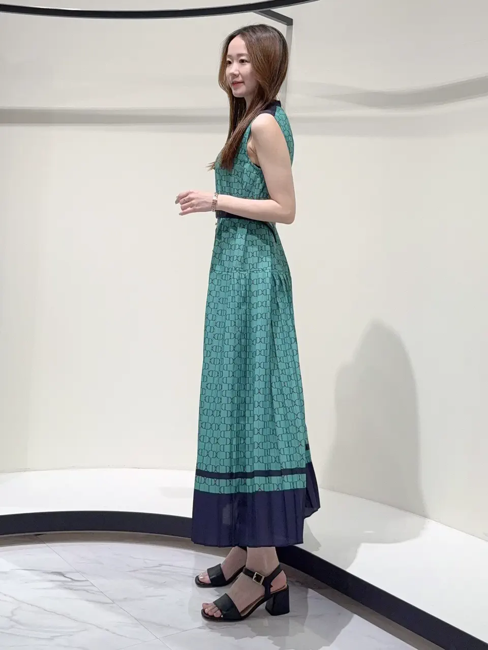 GRACE CONTINENTAL Suzuka コーディネート画像