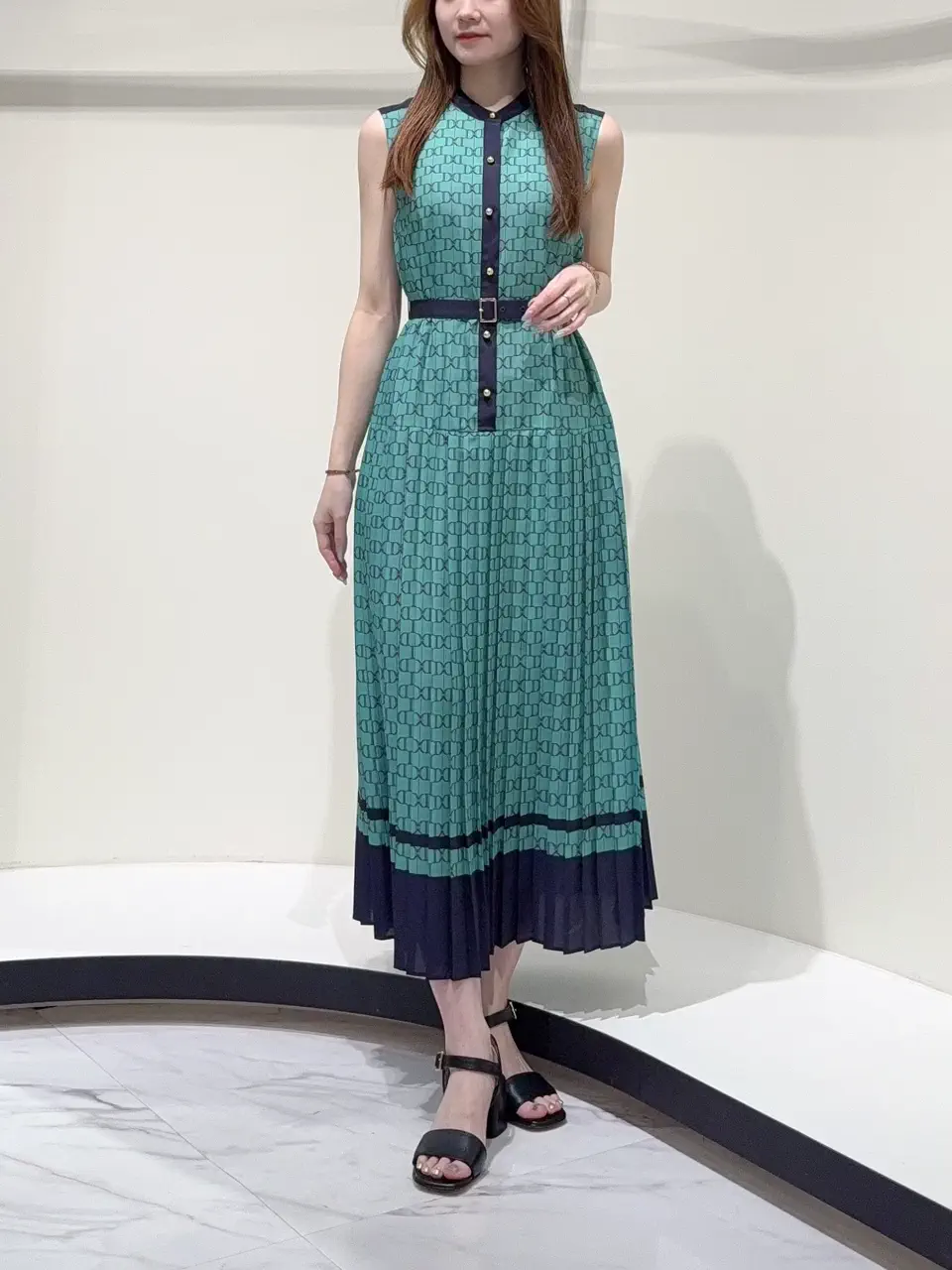 GRACE CONTINENTAL Suzuka コーディネート画像