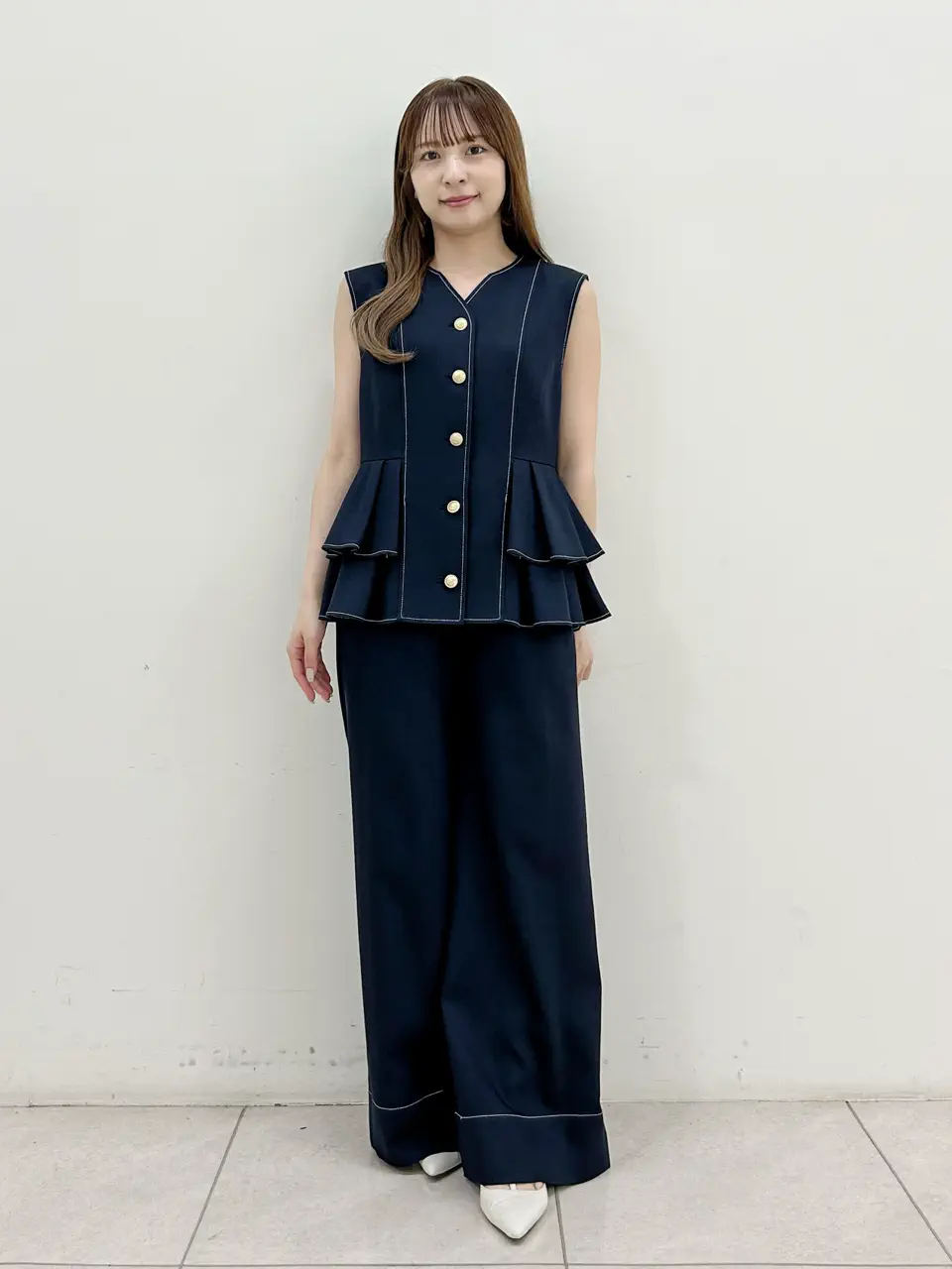  Miu Akamatsu コーディネート画像