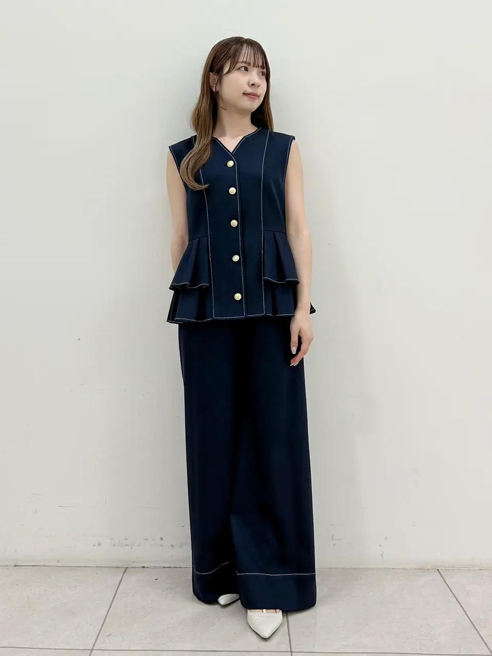 GRACE CONTINENTAL Miu Akamatsu コーディネート画像