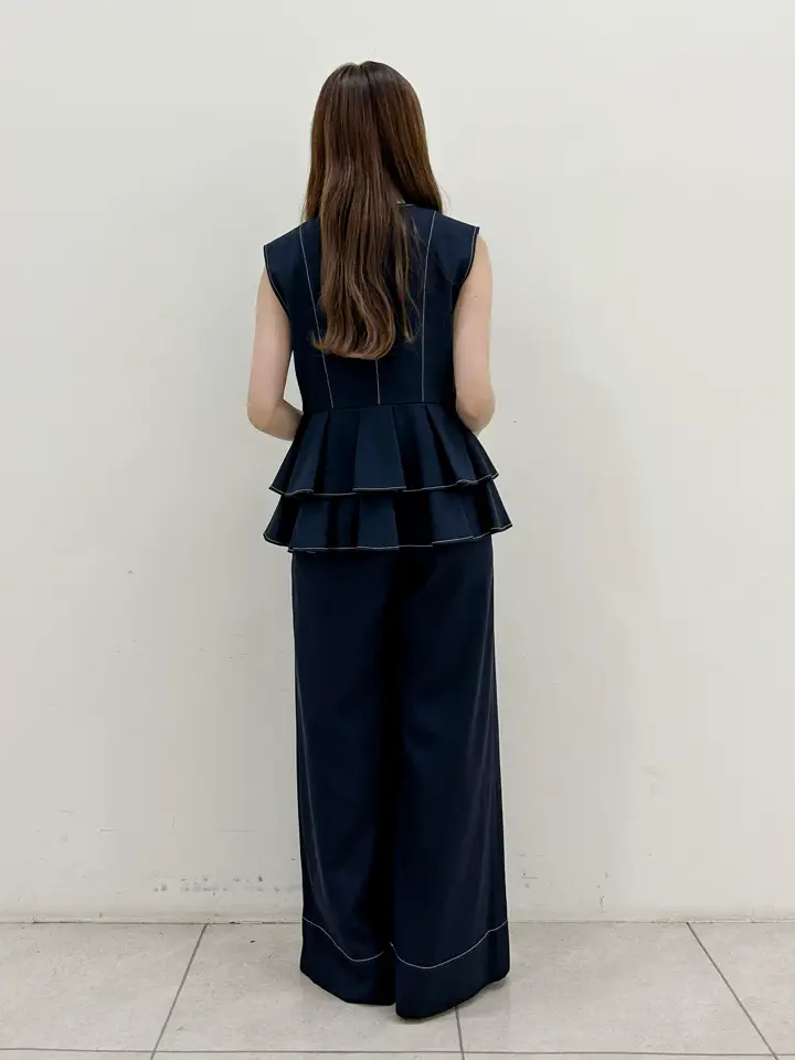 GRACE CONTINENTAL Miu Akamatsu コーディネート画像