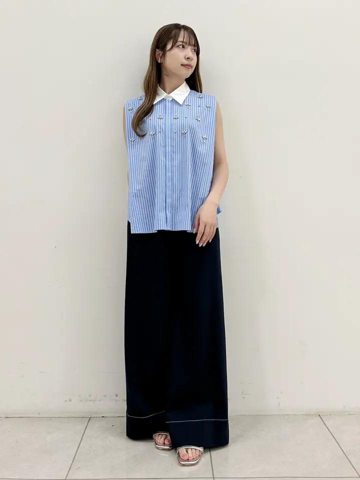 GRACE CONTINENTAL Miu Akamatsu コーディネート画像