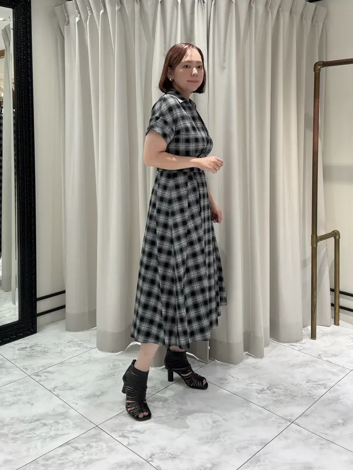 GRACE CONTINENTAL Izumi コーディネート画像